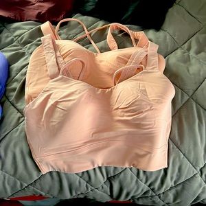 Lululumon Like A Cloud longline c/dd